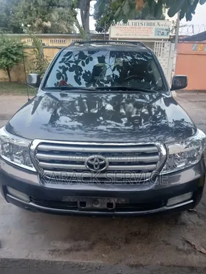 Toyota Land Cruiser 2018 Noir