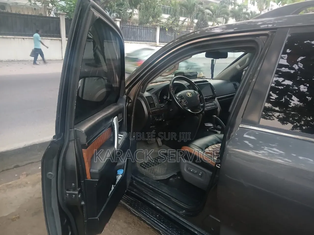 Toyota Land Cruiser 2018 Noir