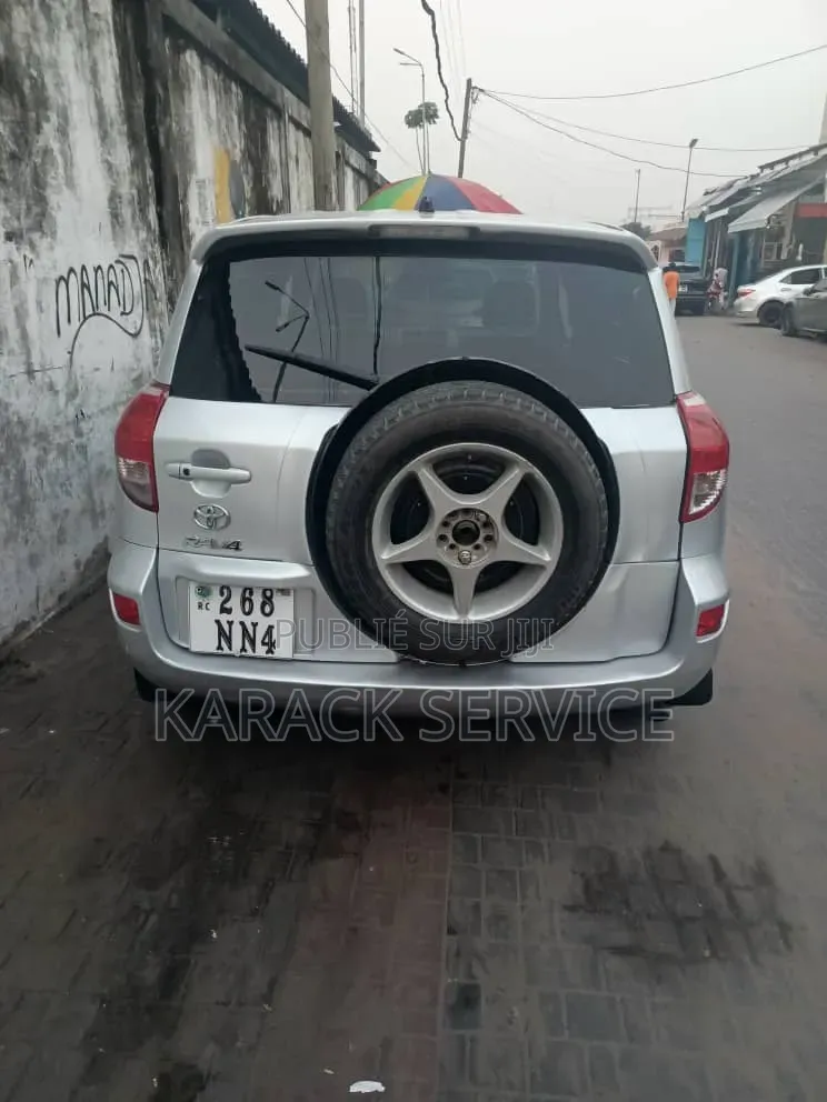 Toyota RAV4 2015 Gris