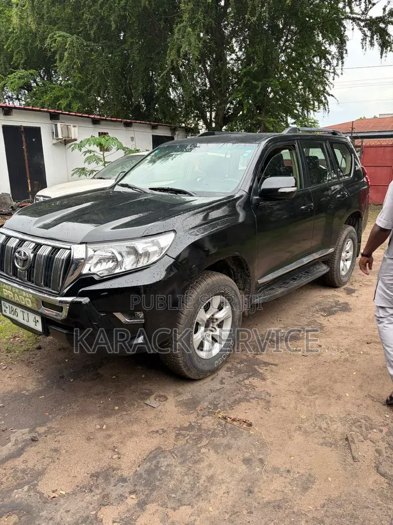 Toyota Land Cruiser Prado 2017 Noir