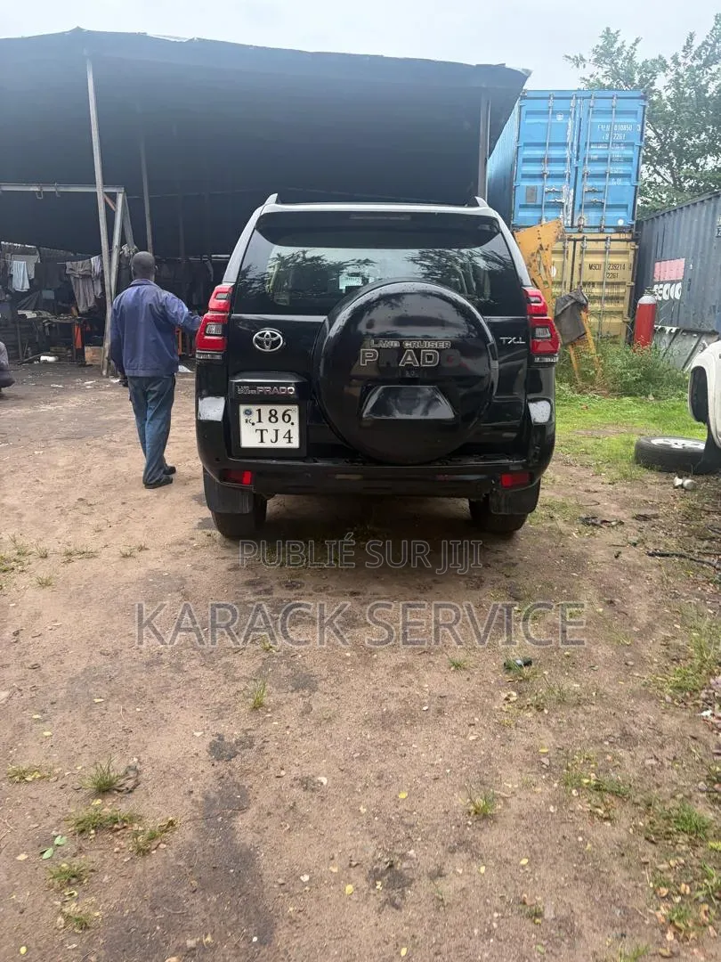 Toyota Land Cruiser Prado 2017 Noir