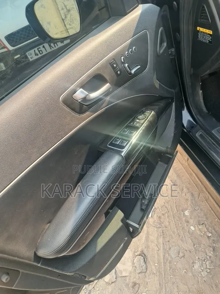 Kia K4 2025 Noir