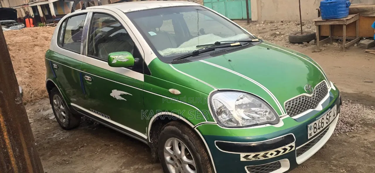 Toyota Yaris 2016 Vert