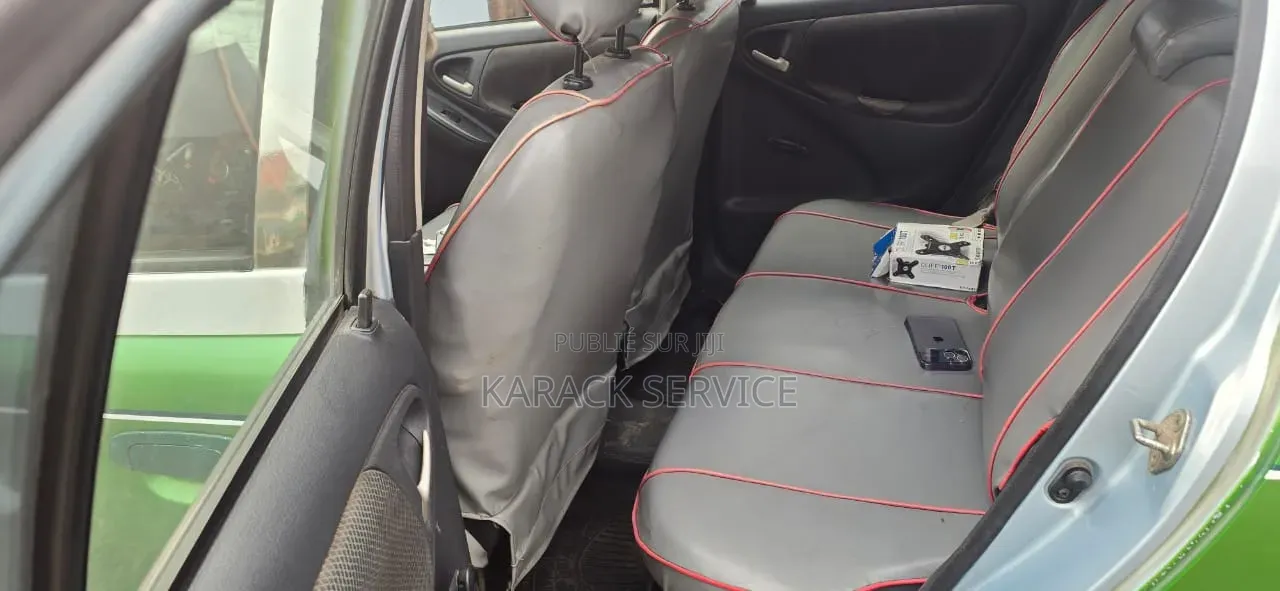Toyota Yaris 2016 Vert