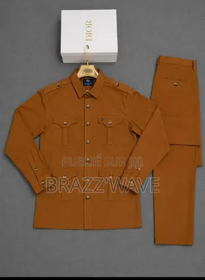 Ensemble Chemise Pantalon Homme Camel Finitions Dorées