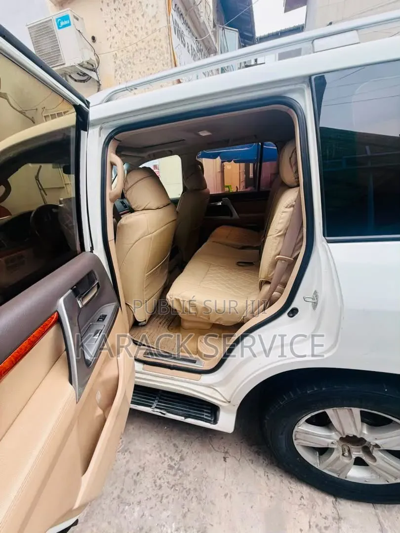 Toyota Land Cruiser 2015 Blanc