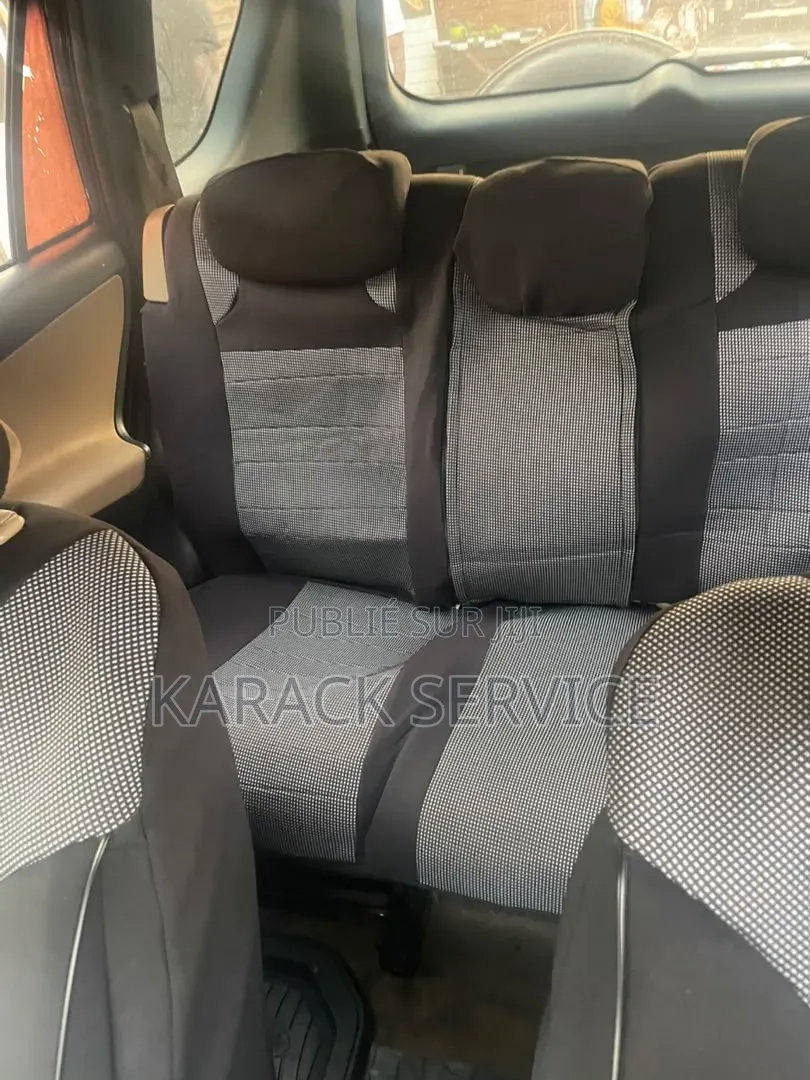Toyota RAV4 2015 Noir