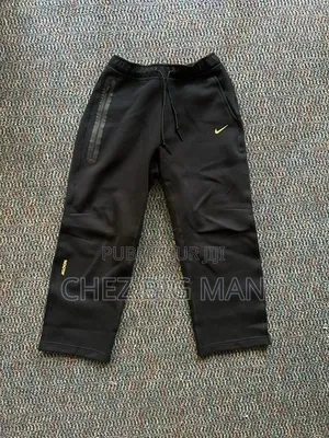 Joggings Nocta