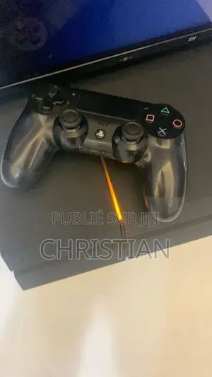 PlayStation 4 Fat