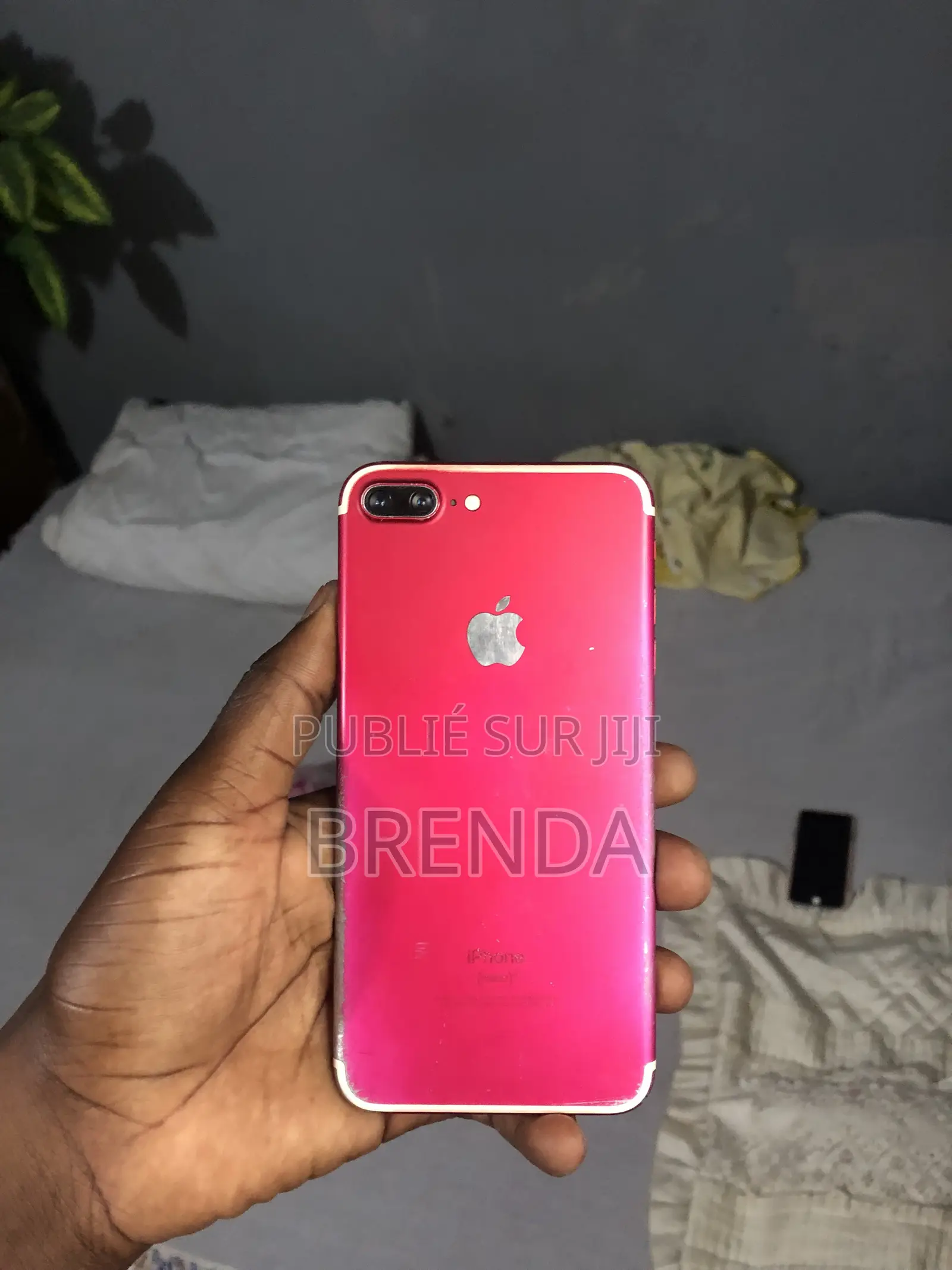 Nouveau Apple iPhone 7 Plus 32 GB Rouge