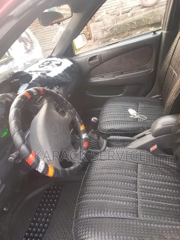 Toyota Corolla 2017 Vert
