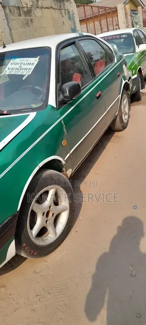 Toyota Corolla 2017 Vert
