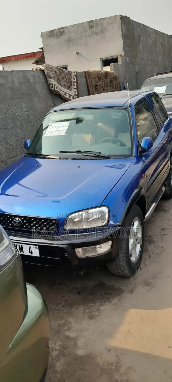 Toyota RAV4 Cabriolet 1998 Bleu