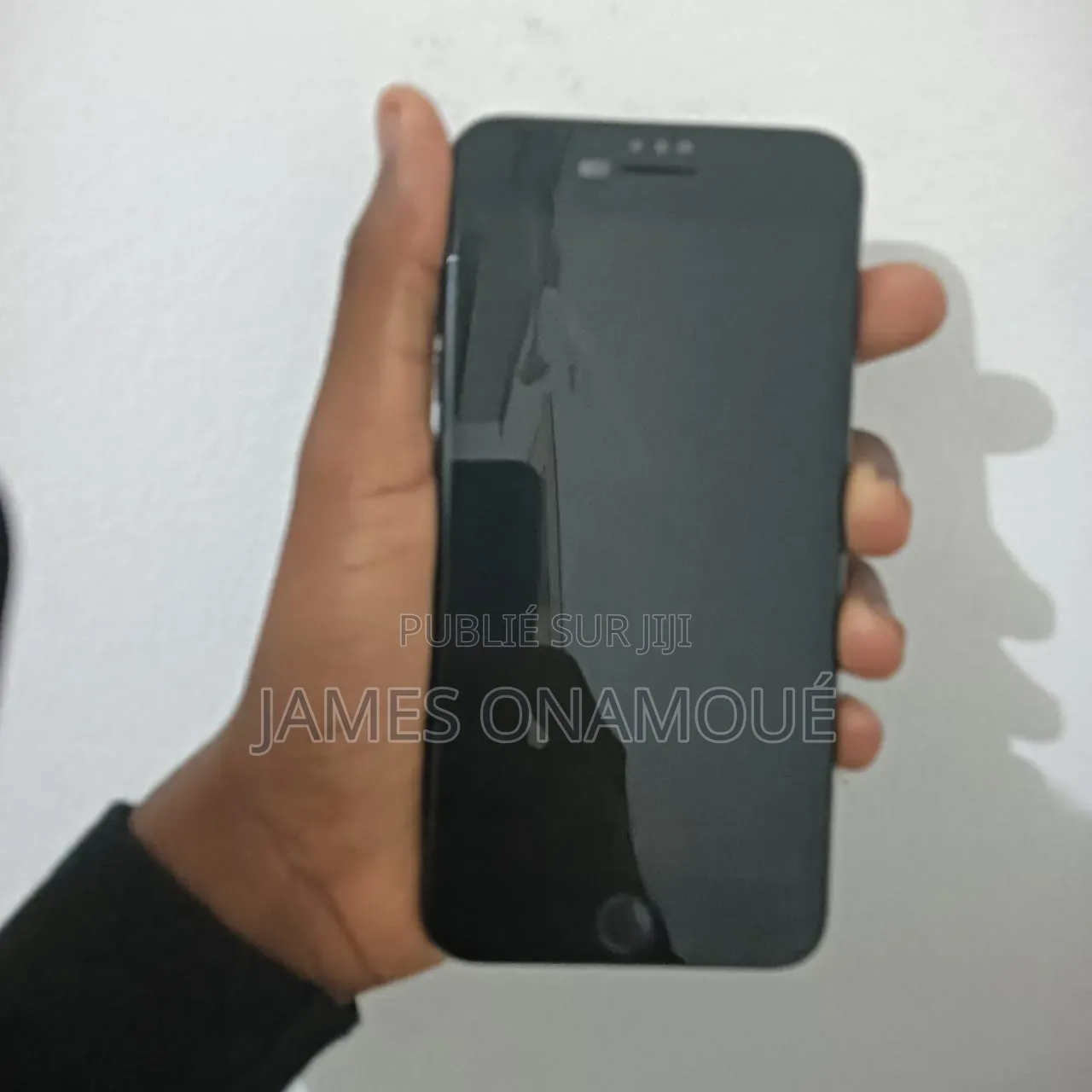 Nouveau Apple iPhone 7 Plus 128 GB Noir