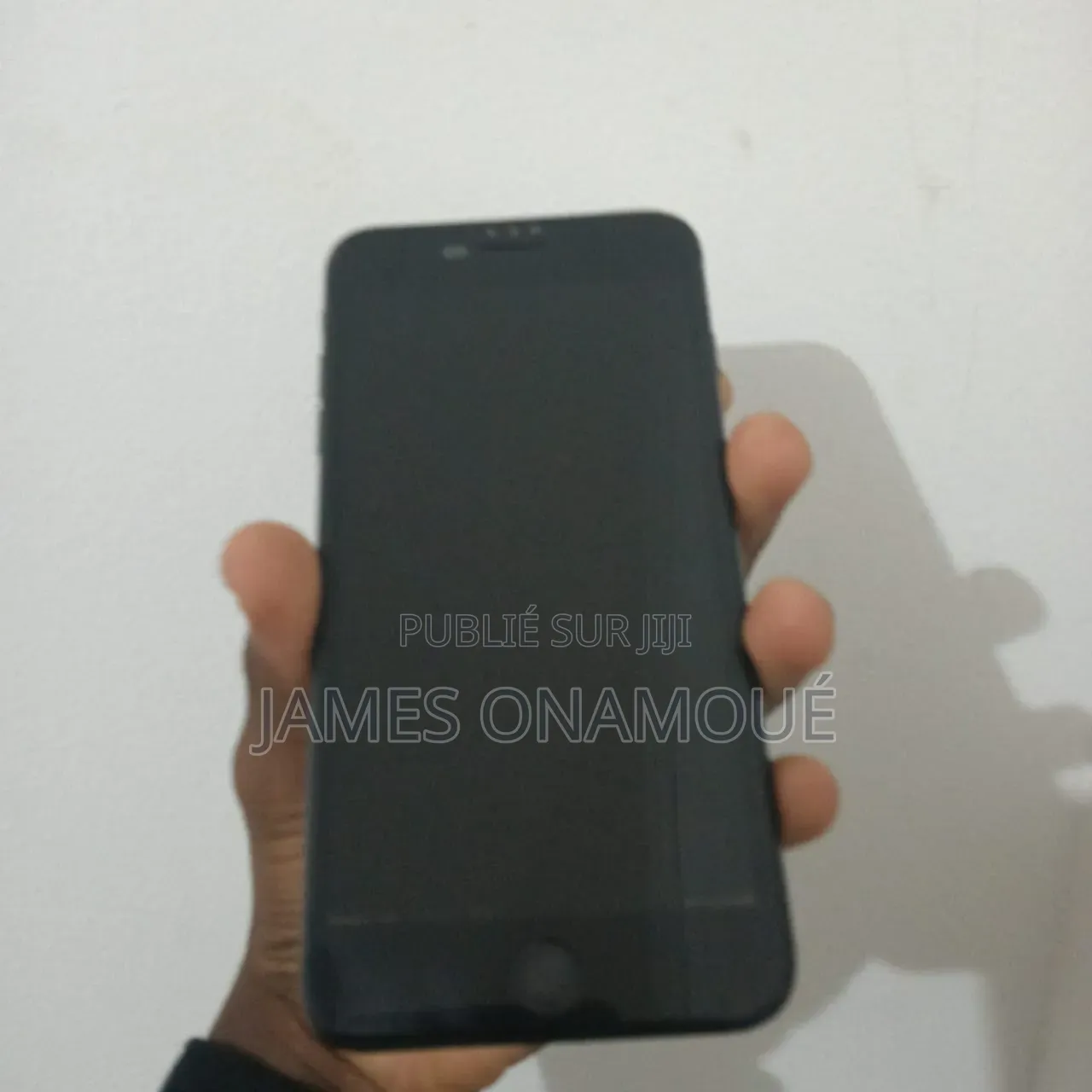 Nouveau Apple iPhone 7 Plus 128 GB Noir