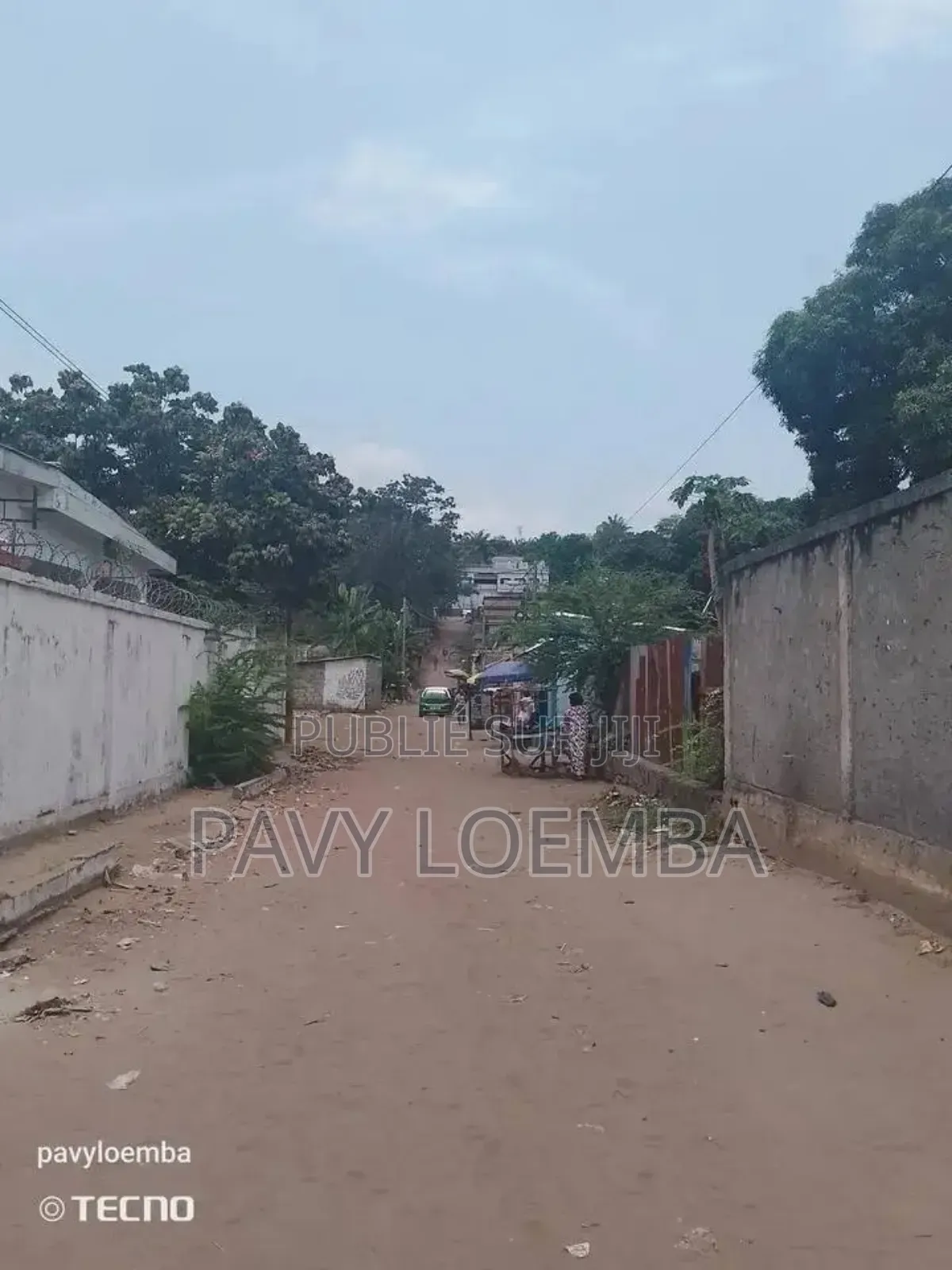 Terrain Vide À Vendre