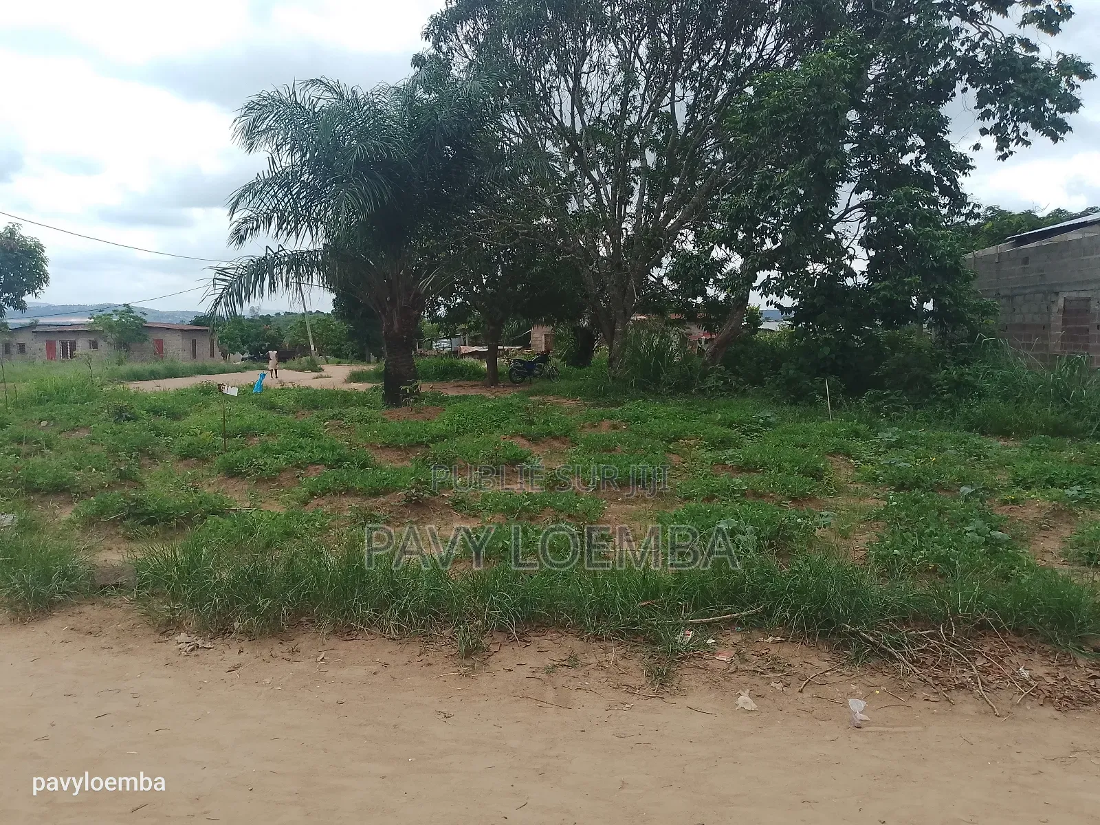 Terrain Vide À Vendre