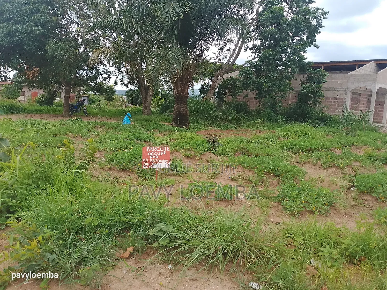 Terrain Vide À Vendre