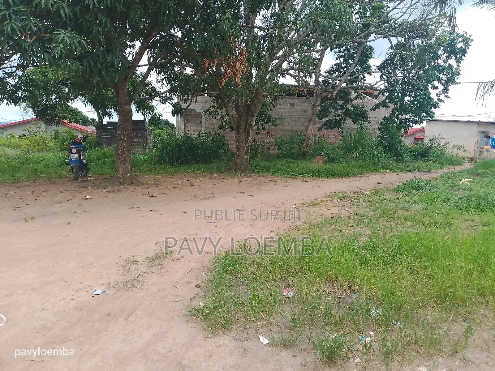 Terrain Vide À Vendre