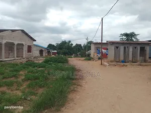 Terrain Vide À Vendre