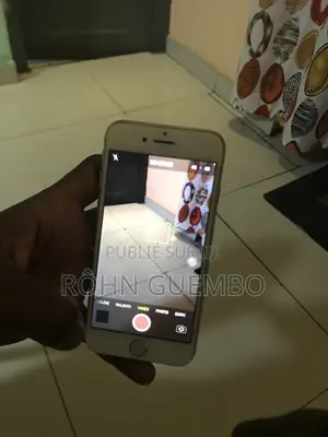 Apple iPhone 8 64 GB Or rose