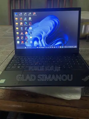 Ordinateur portable Lenovo Chromebook C330 8GB Intel Core i5 SSD 500GB