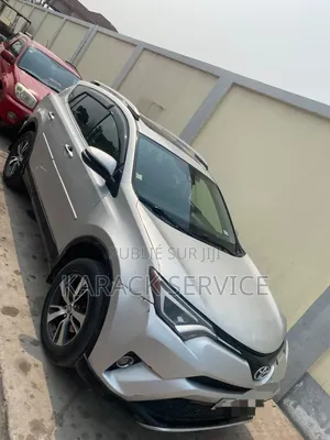 Toyota RAV4 2016 Gris