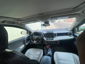 Toyota RAV4 2016 Gris