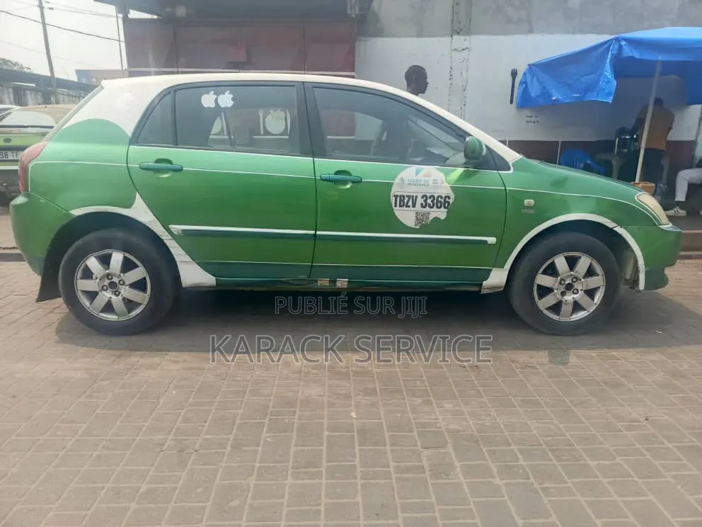Toyota Corolla 2016 Vert