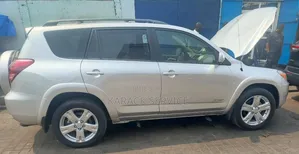 Toyota RAV4 2012 Gris