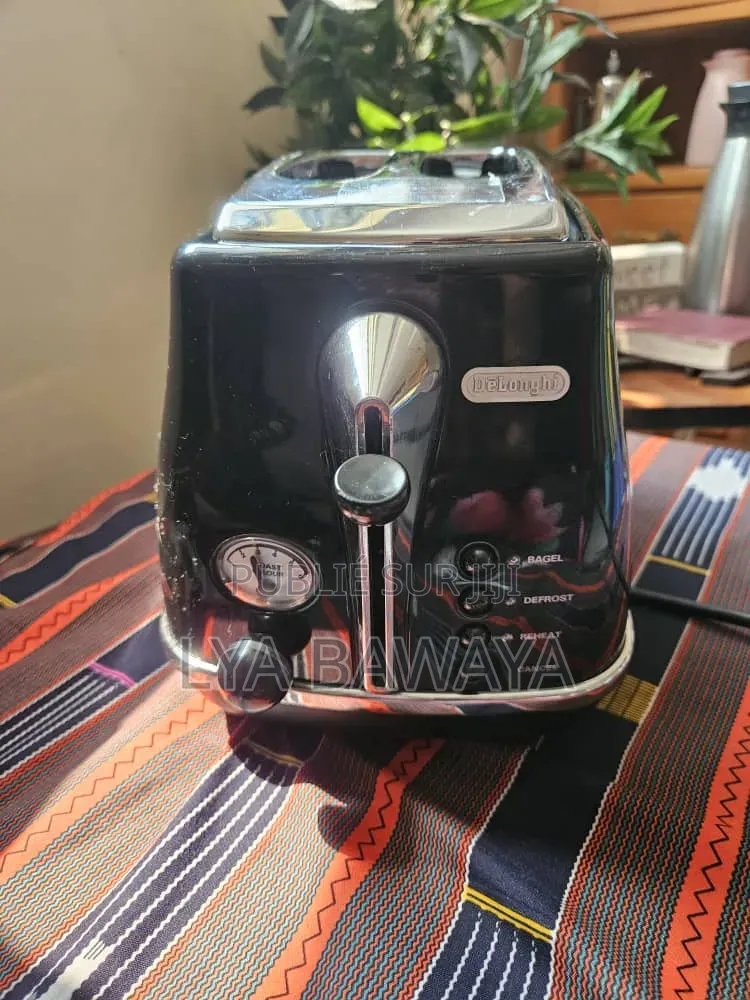 Découvrez Le Grille-Pain De'Longhi Icona Vintage
