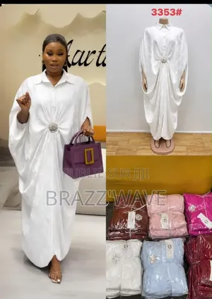 Robe Kaftan Longue Blanche Avec Broche
