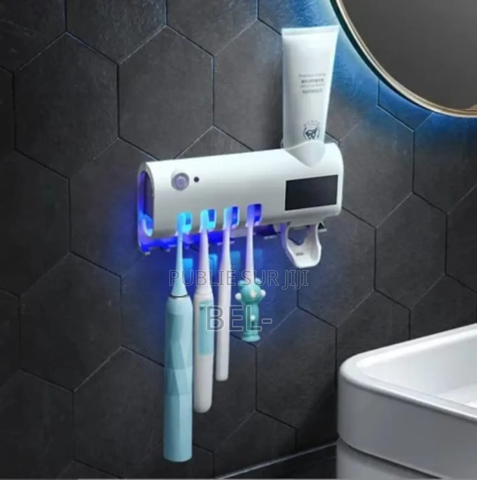 Le Porte-Brosse À Dents Stérilisateur UV Et Distributeur Automatique