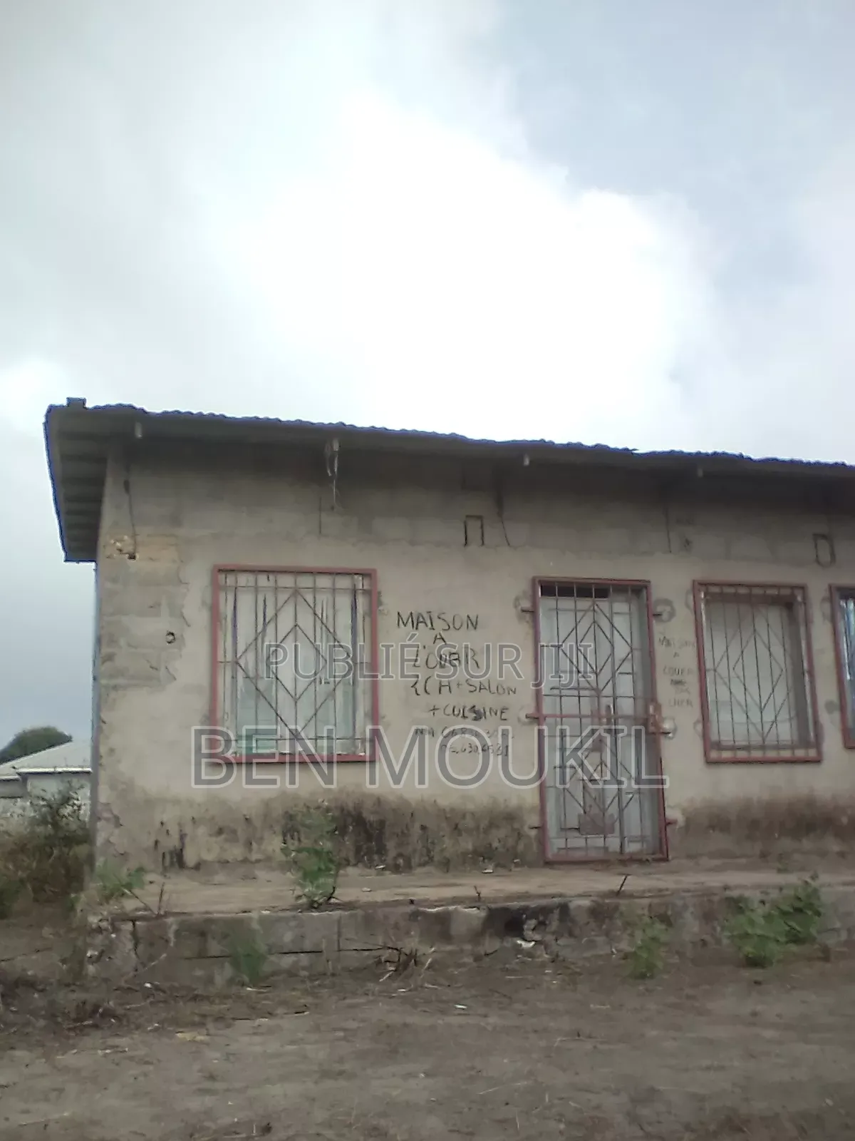 2chbre Maison dans Polete Immobilier, Ngoyo à Louer