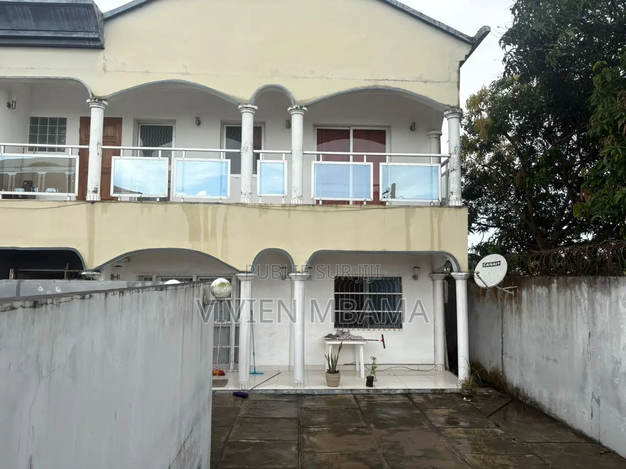 3chbre Appartement dans Loandjili à Vendre