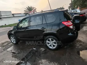 Toyota RAV4 2015 Noir