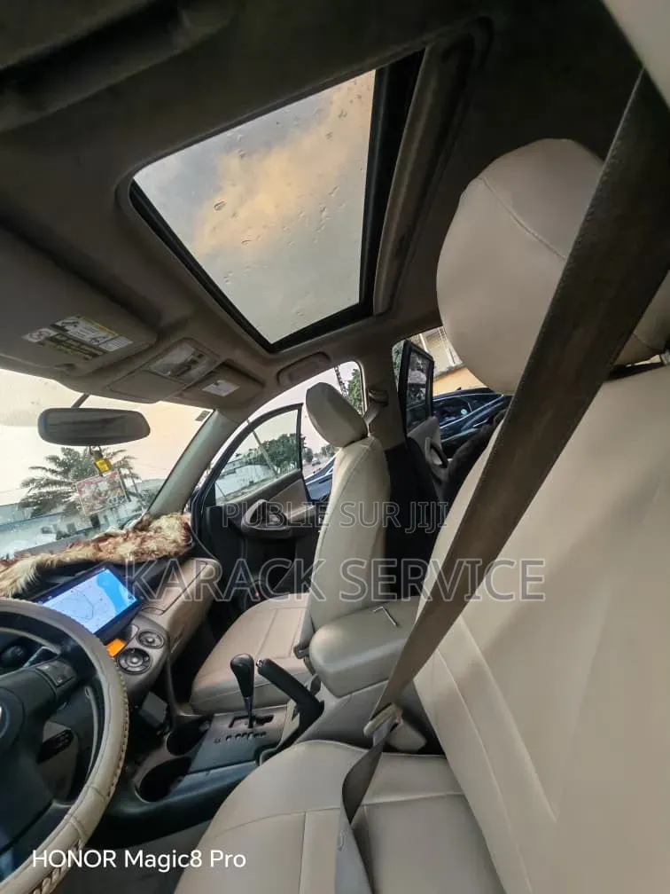 Toyota RAV4 2015 Noir