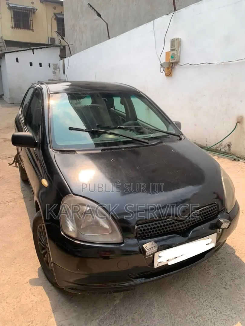 Toyota Yaris 2015 Noir
