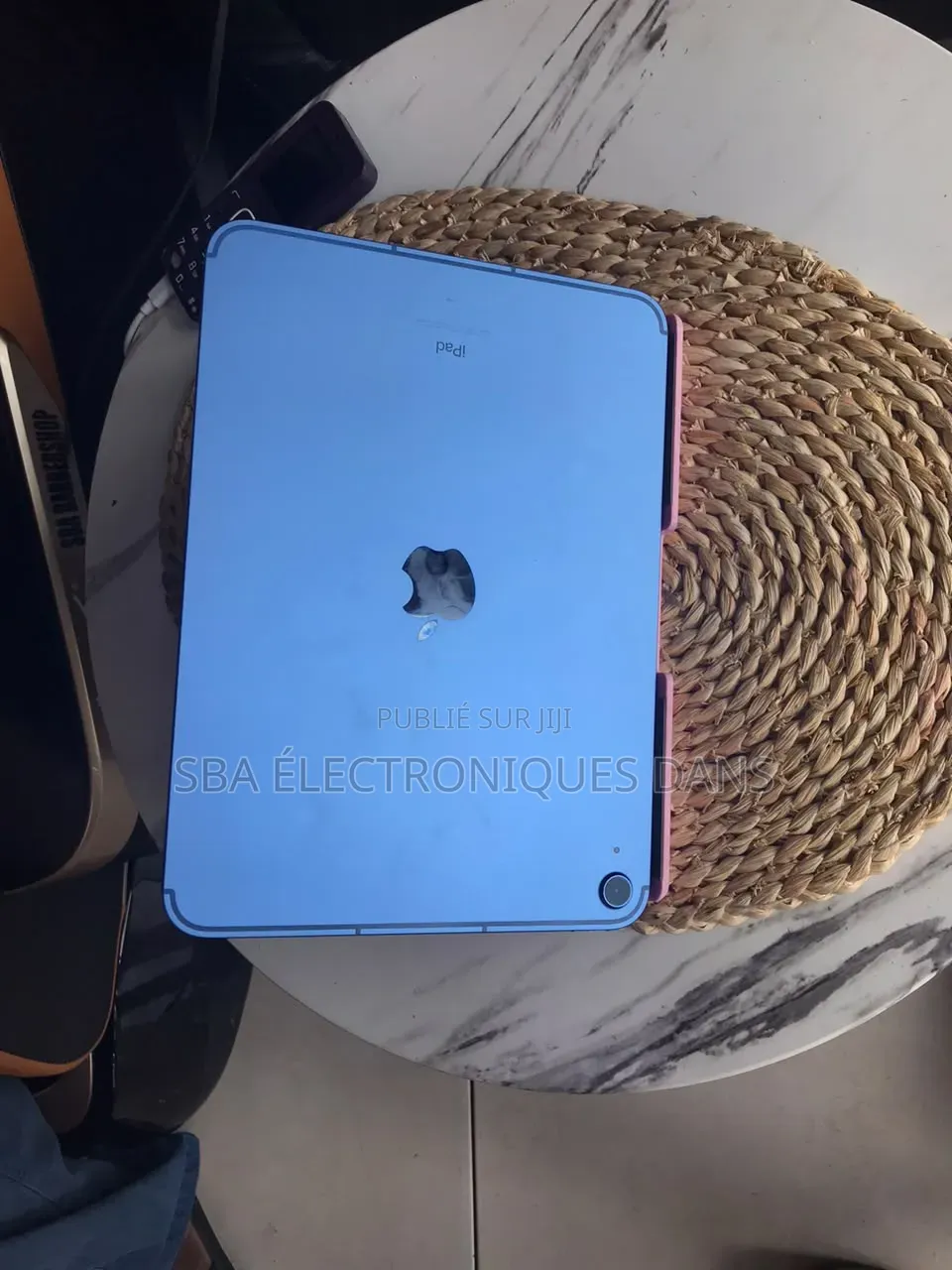 Apple iPad Air (2020) 64 GB Bleu