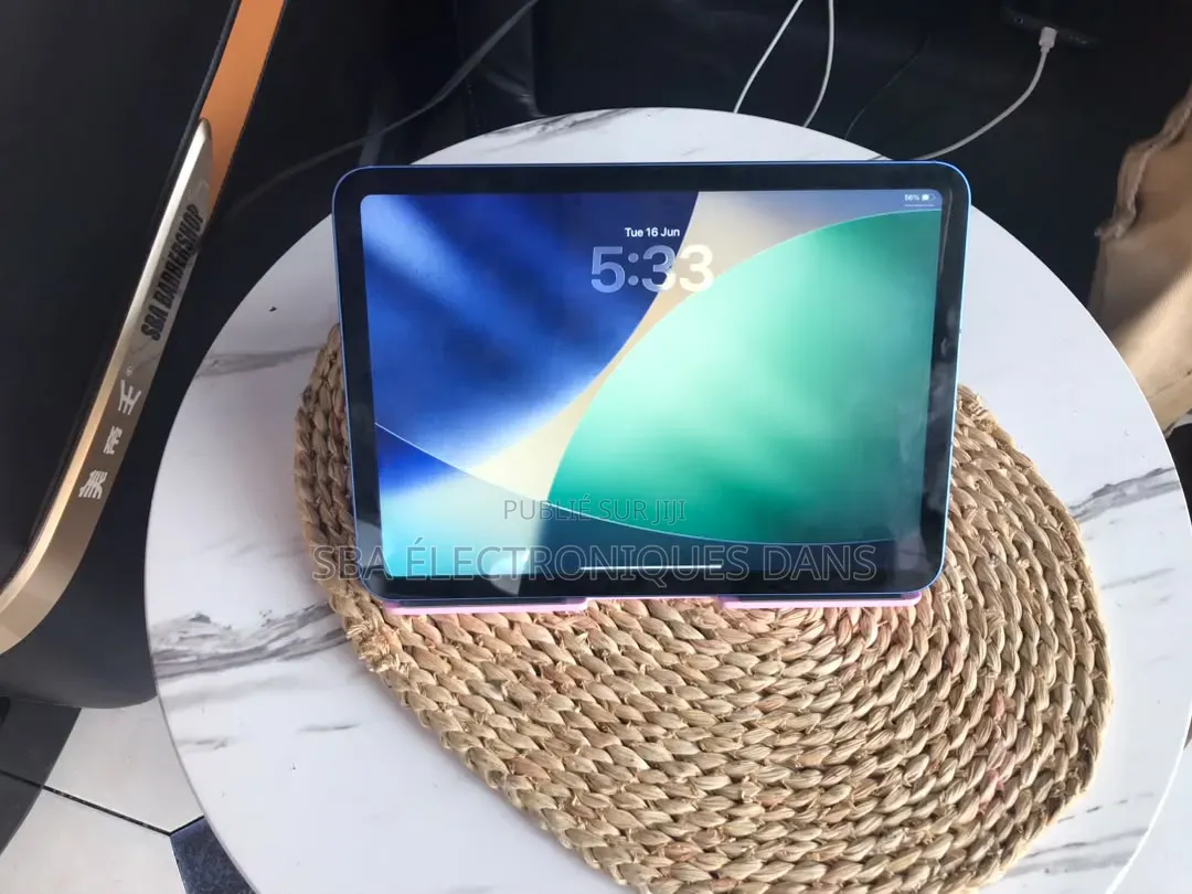 Apple iPad Air (2020) 64 GB Bleu