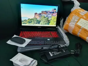 Nouveau Ordinateur portable MSI GL63 8RD 8GB Intel Core i7 SSD 128GB