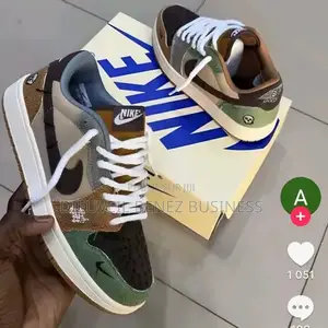 Nike Sneakers