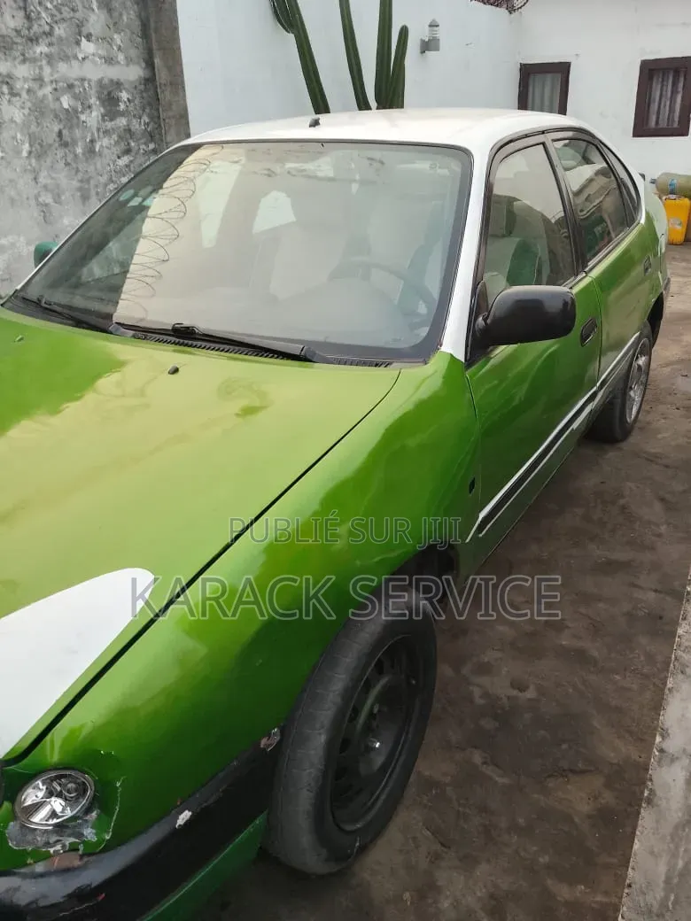 Toyota Corolla 2015 Vert