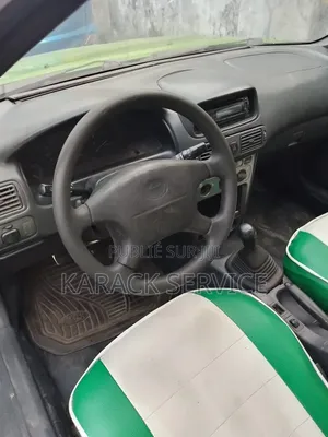 Toyota Corolla 2015 Vert