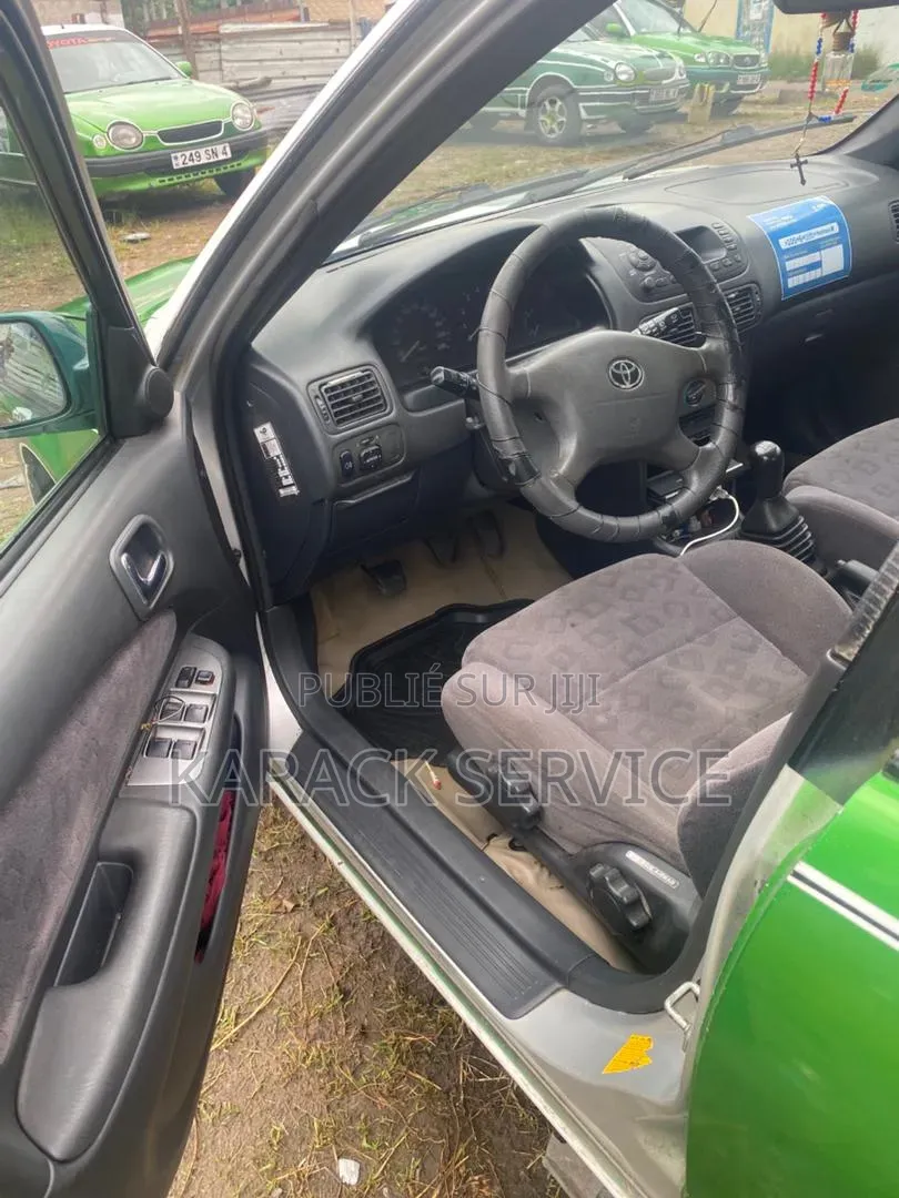 Toyota Corolla 2014 Vert