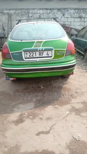 Toyota Corolla 2015 Vert