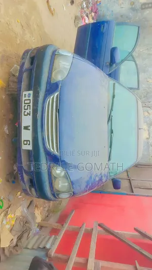 Toyota Avensis 2020 Violet