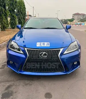 Lexus IS 350 RWD 2018 Bleu