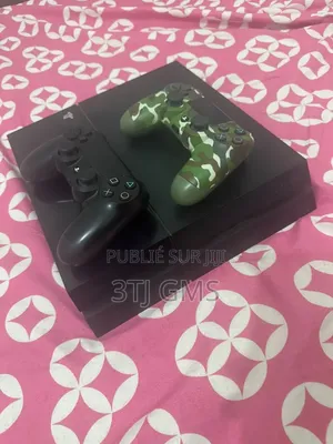 Play Station 4