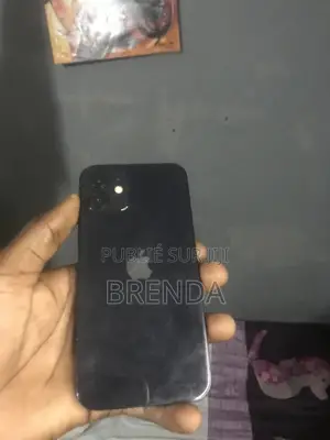 Nouveau Apple iPhone 12 64 GB Noir